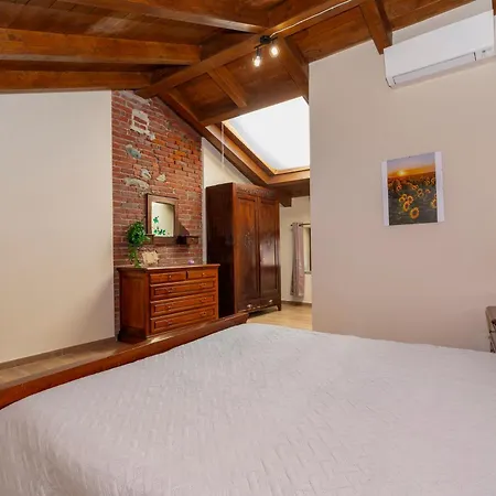 Viverone - La Borgata X12 * Alice Castello