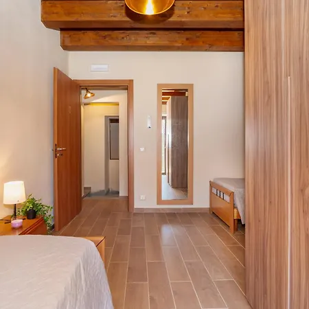 度假居 Viverone - La Borgata X12 Alice Castello