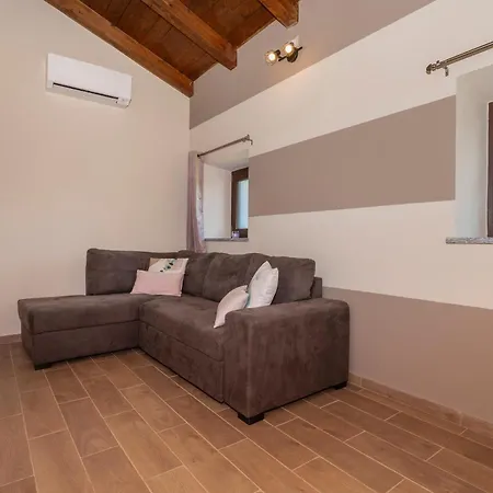 度假居 Viverone - La Borgata X12